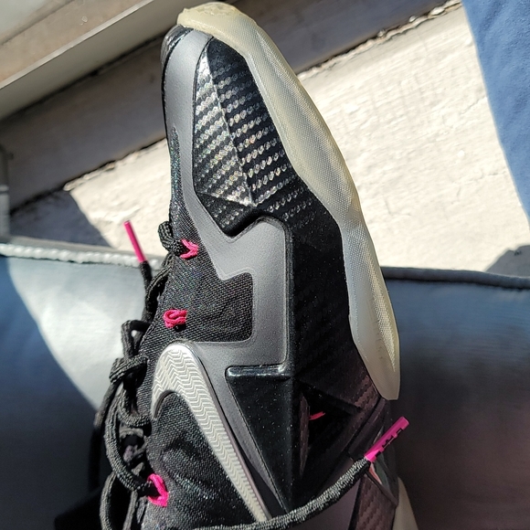 Nike LeBron Miami Nights - Picture 2 of 6